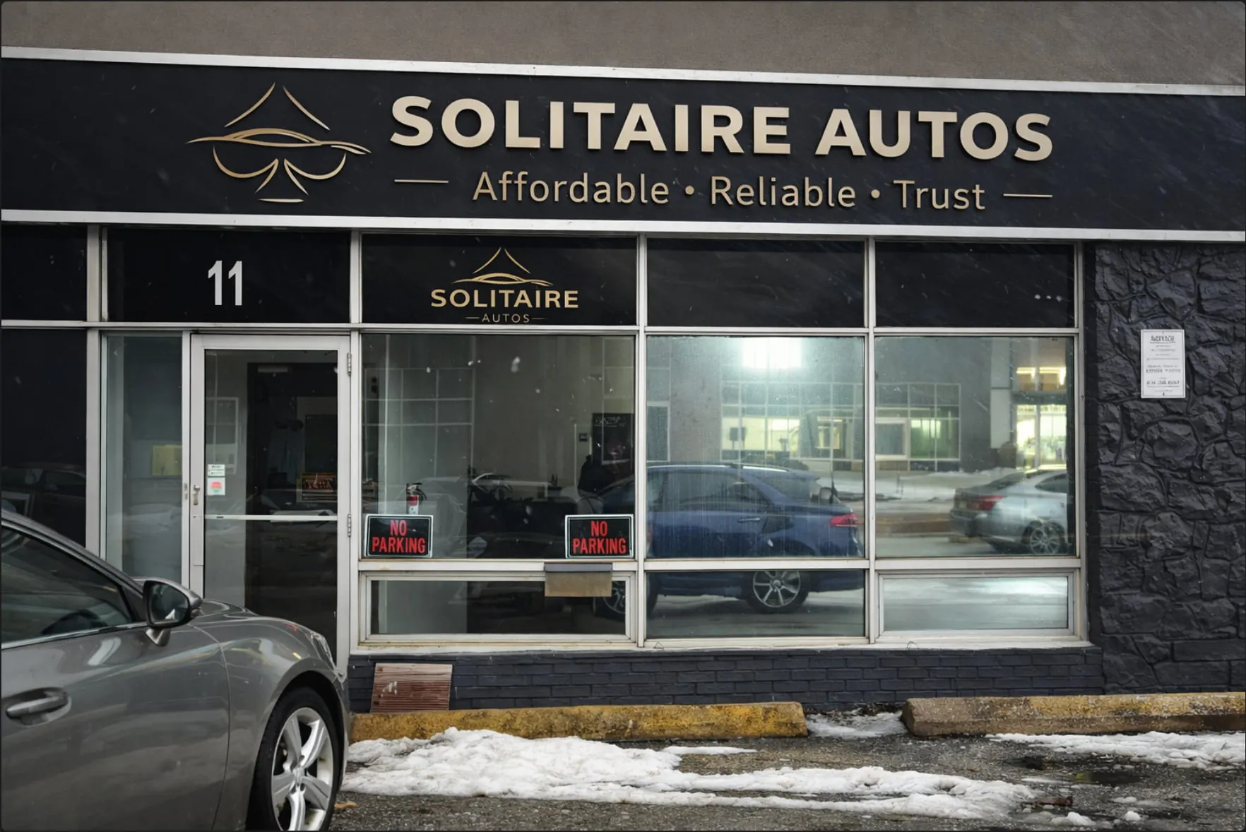 Solitaire Autos dealership showroom